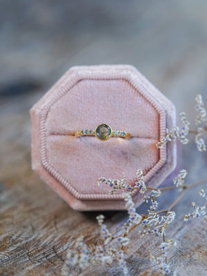 Green Diamond Ring in Gold - Gardens of the Sun | Ethical Jewelry